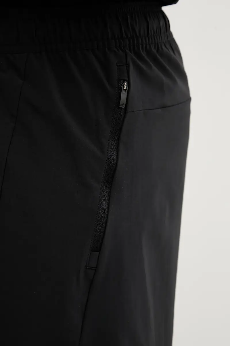 pantaloncini da allenamento Designed for Training uomo colore nero IK9723 miniatura 5
