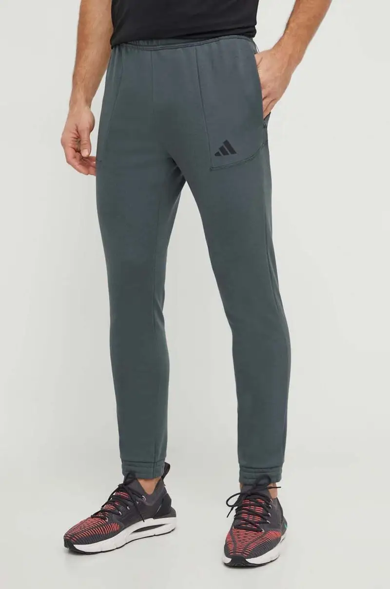 pantaloni da allenamento colore verde IT4311