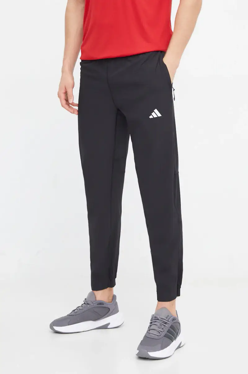 pantaloni da allenamento TR-ES colore nero IT5457