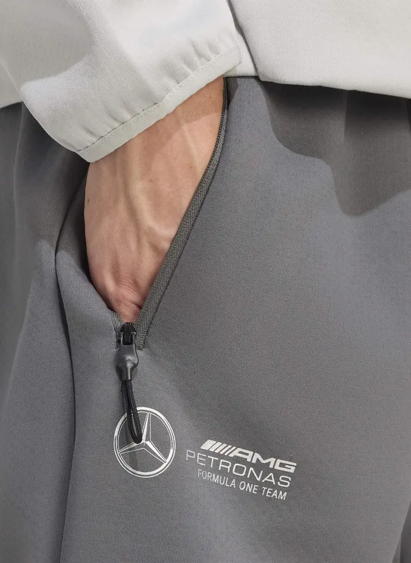 Pantaloni sportivi Mercedes-AMG Petronas F1 Team grigio / grigio chiaro miniatura 2