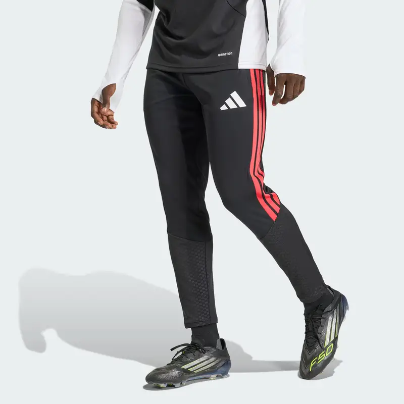 Pantaloni sportivi Tiro 26 Competition rosso / nero / bianco miniatura 2