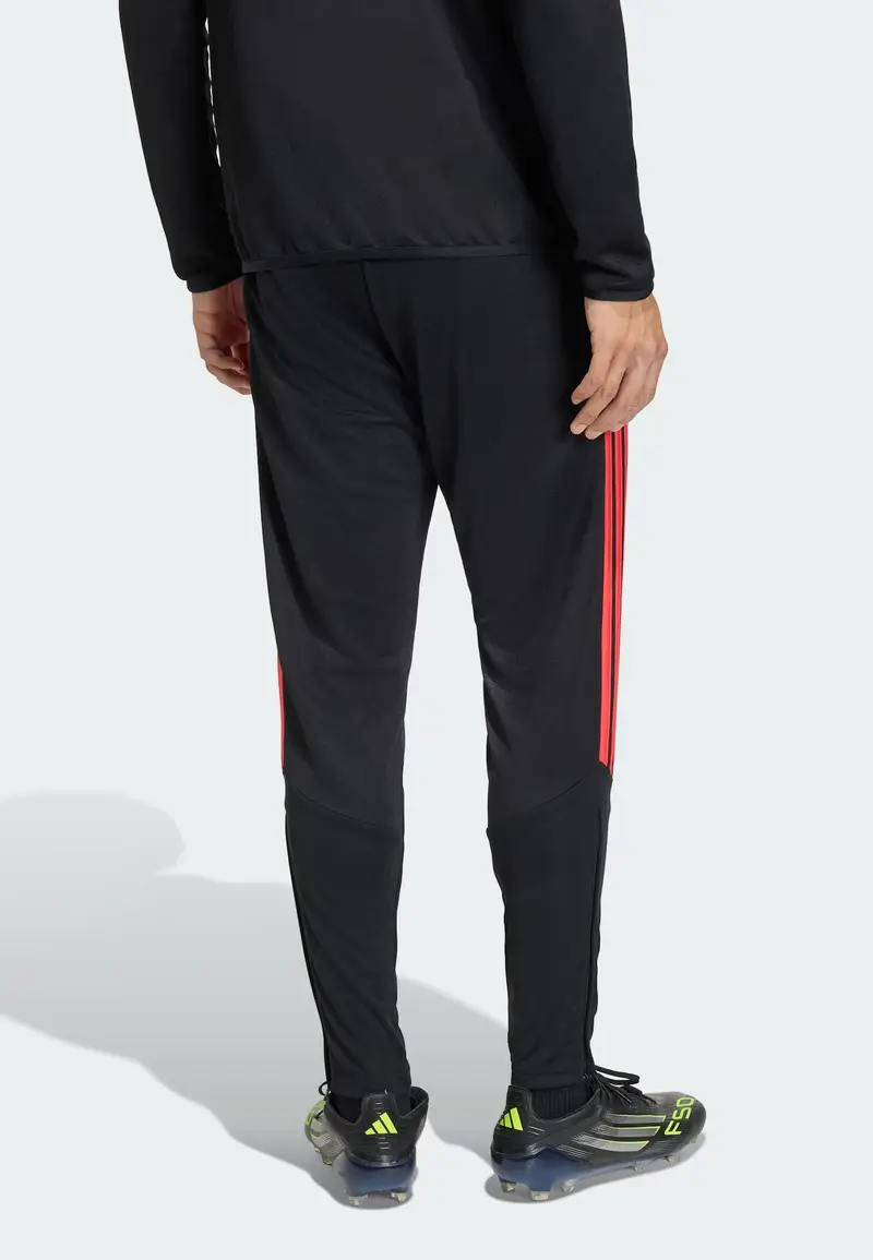 Pantaloni sportivi Tiro 26 League rosso / nero / bianco miniatura 3