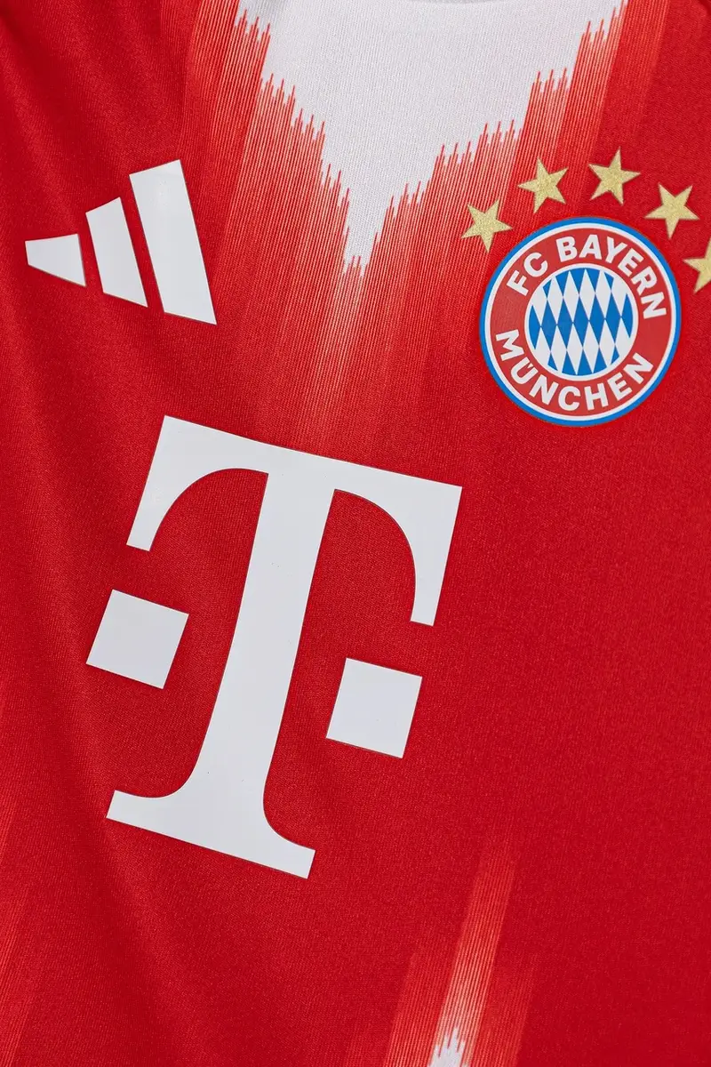 set per bambini FC Bayern Munich colore rosso JN8508 miniatura 3