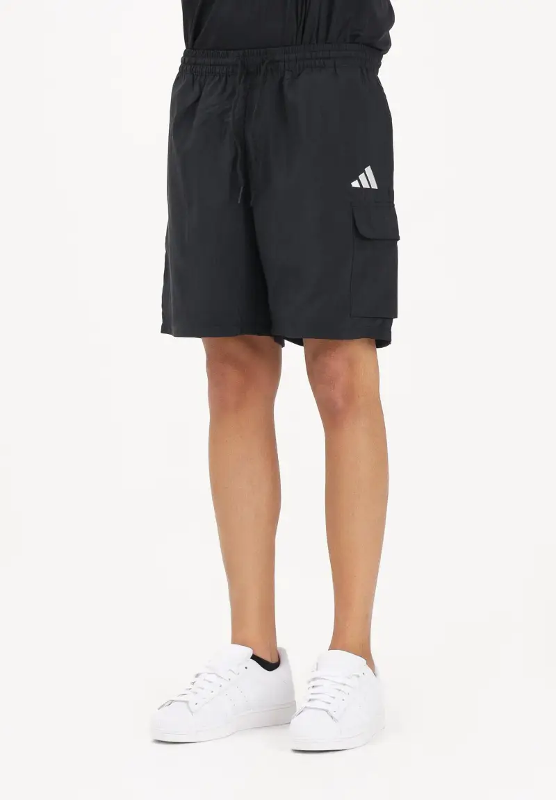 Shorts sportivo Essentials Small Logo Cargo Chelsea nero da uomo