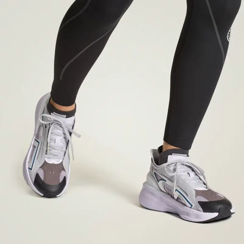 Scarpe adidas by Stella McCartney Ultraboost 5 Clear Onix miniatura 3