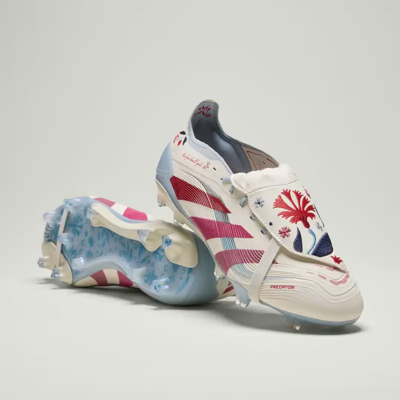 Scarpe da calcio Predator Elite TFG kids con linguetta ripiegabile per terreni naturali compatti Off White