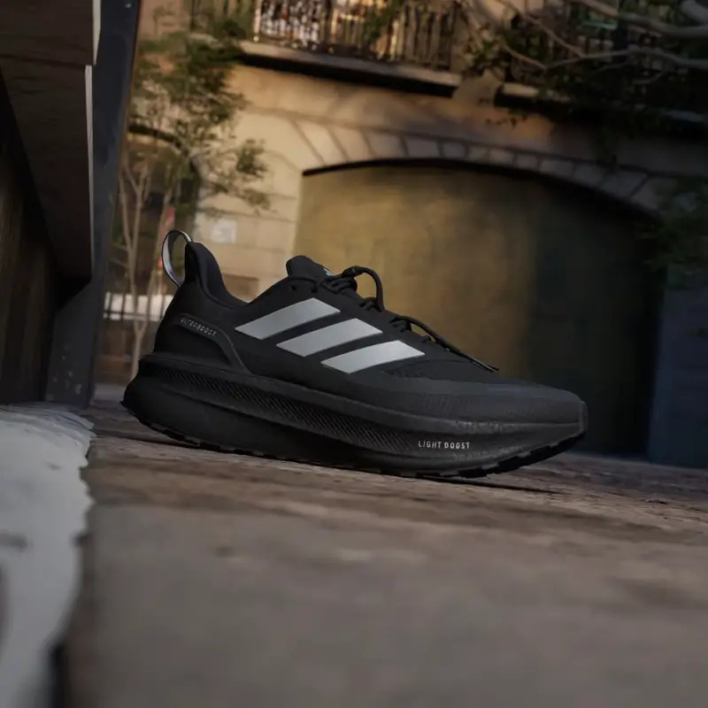 Scarpe Ultraboost 5 TR Core Black miniatura 2