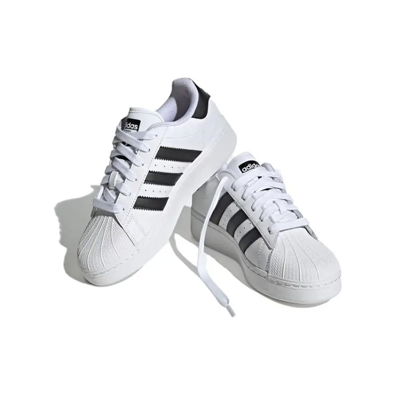 Sneakers da Donna Adidas Superstar Xlg Bianco Nero IF3001 38 miniatura 2