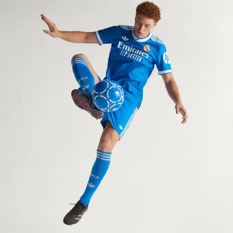 Terza Maglia Autentica 25/26 Real Madrid Blue Bird miniatura 4