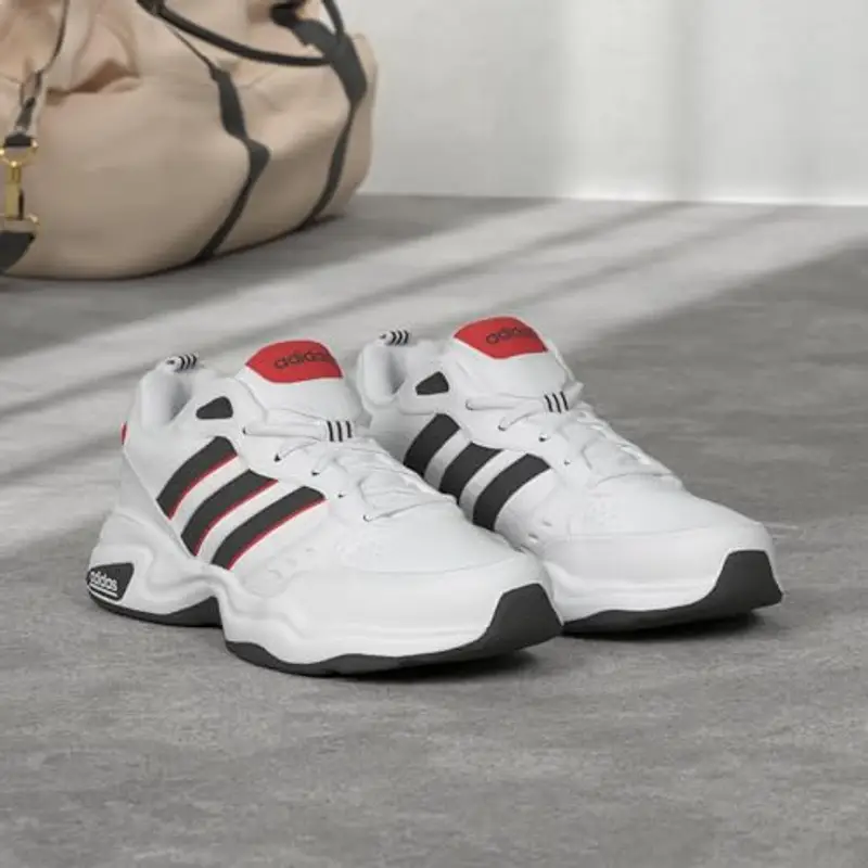 adidas Uomo Strutter Shoes, Cloud White Core Black Active Red, 49 1/3 EU miniatura 2