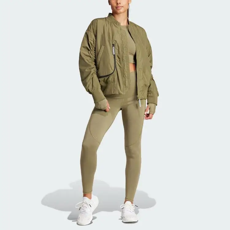 X Stella McCartney Collaborazione Abbigliamento Sportivo Giacca Bomber Tessuta da Donna Verde Oliva Scuro IT5746 M miniatura 2