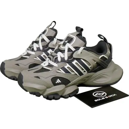 XLG RUNNER DELUXE Grigio Leggero JR8078 Unisex EU 37 nero/colore grigio argento