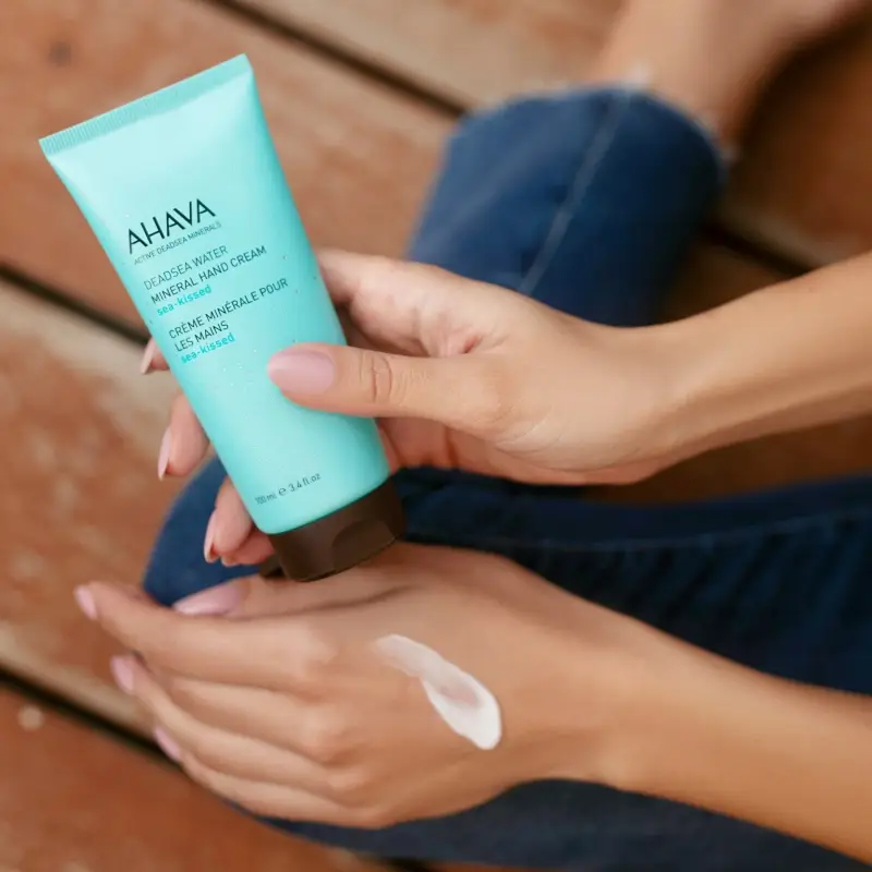 Deadsea Water Mineral Hand Cream Sea-Kissed - Crema mani miniatura 2