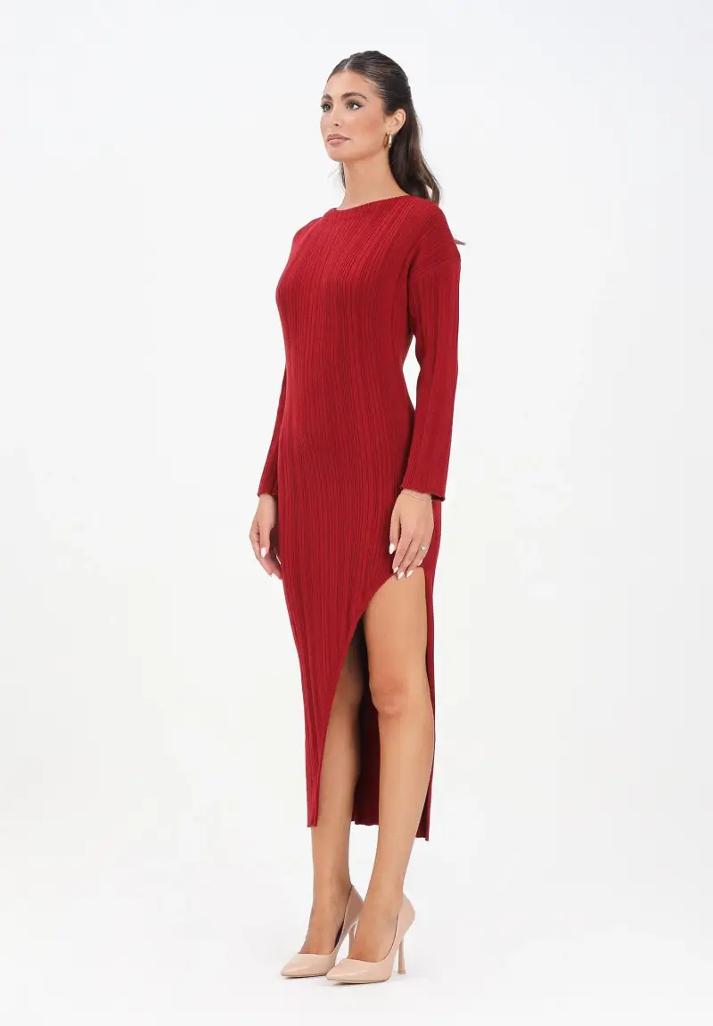 Abito midi rosso da donna con scollo sul retro