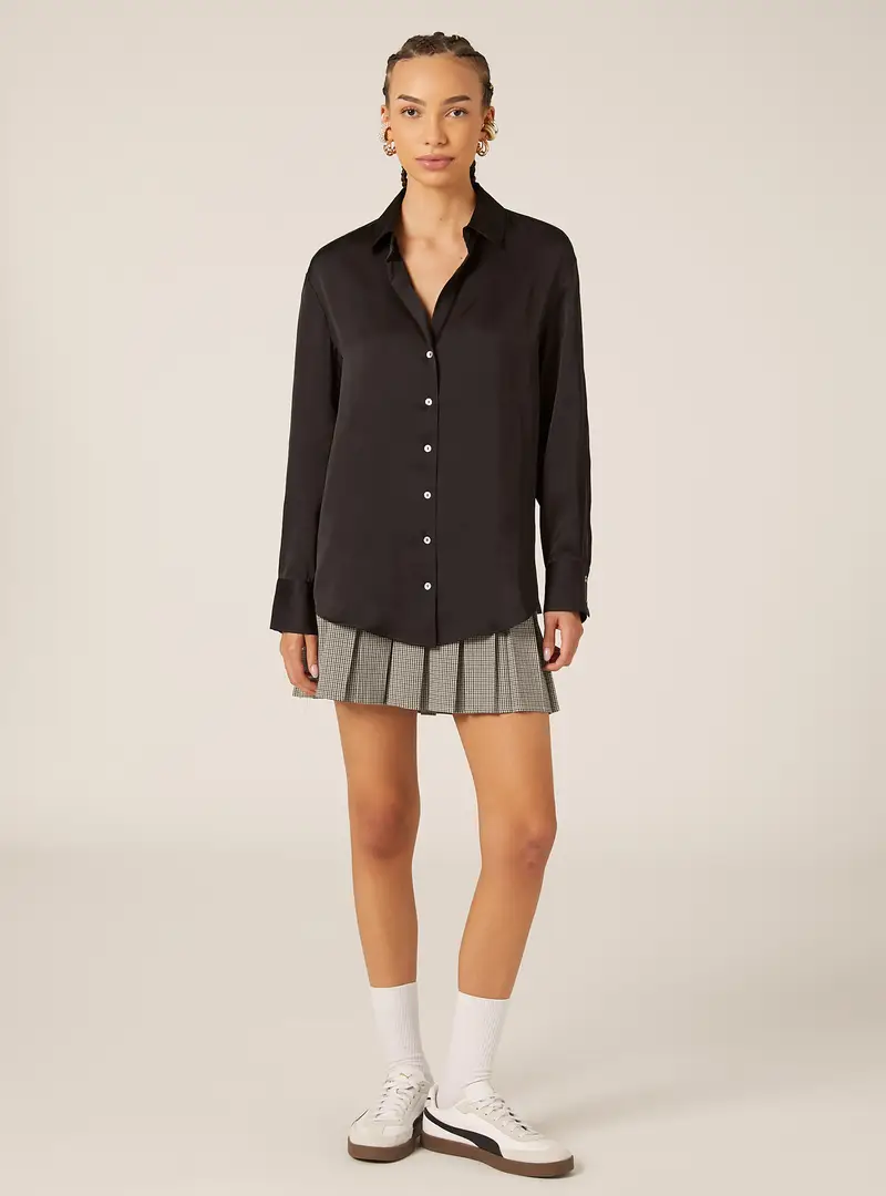 Camicia in satin in tinta unita