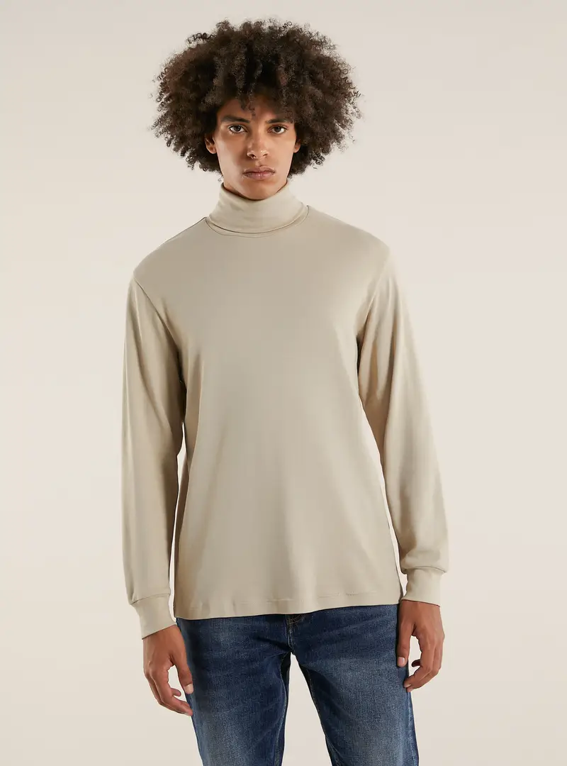 Maglietta a maniche lunghe a collo alto