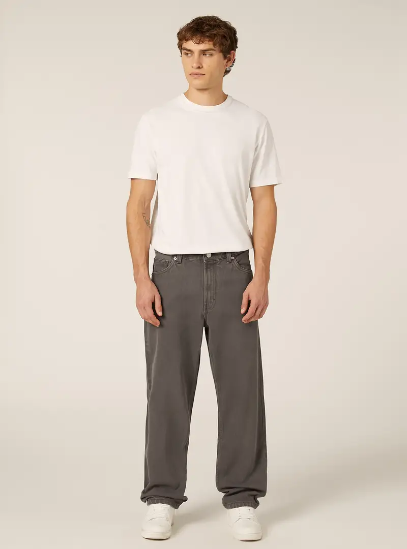 Pantaloni tapered fit