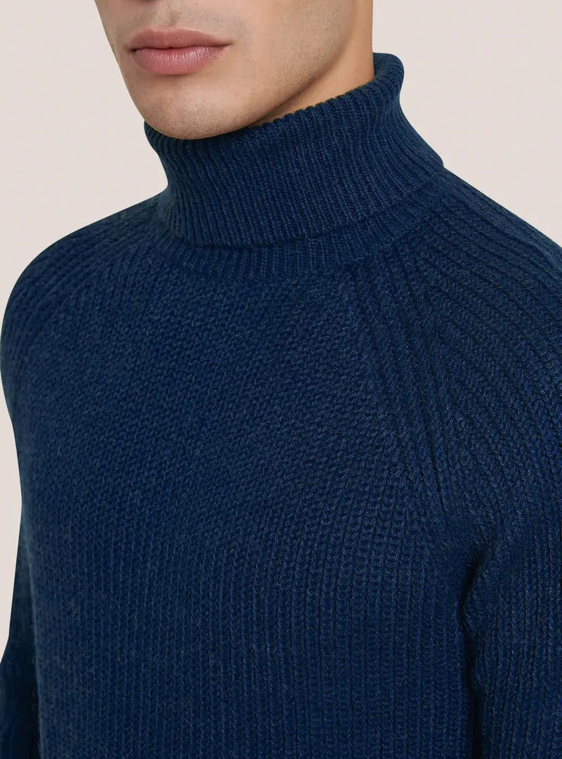 Pullover caldo collo alto a coste inglesi MNA2 NAVY