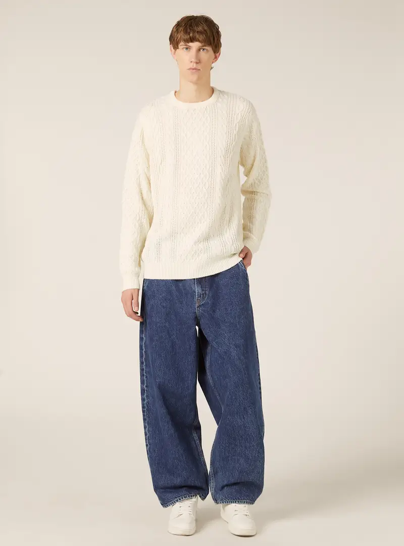 Pullover girocollo con trecce