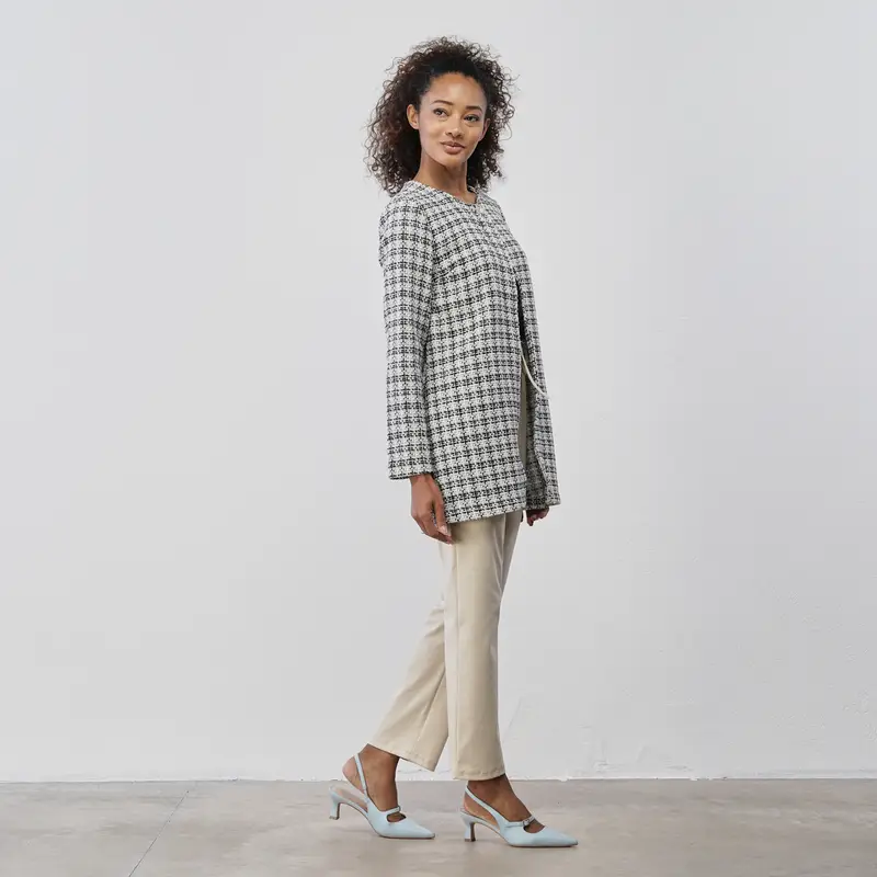 Cappotto leggero azzurro da donna in fantasia check con bottone