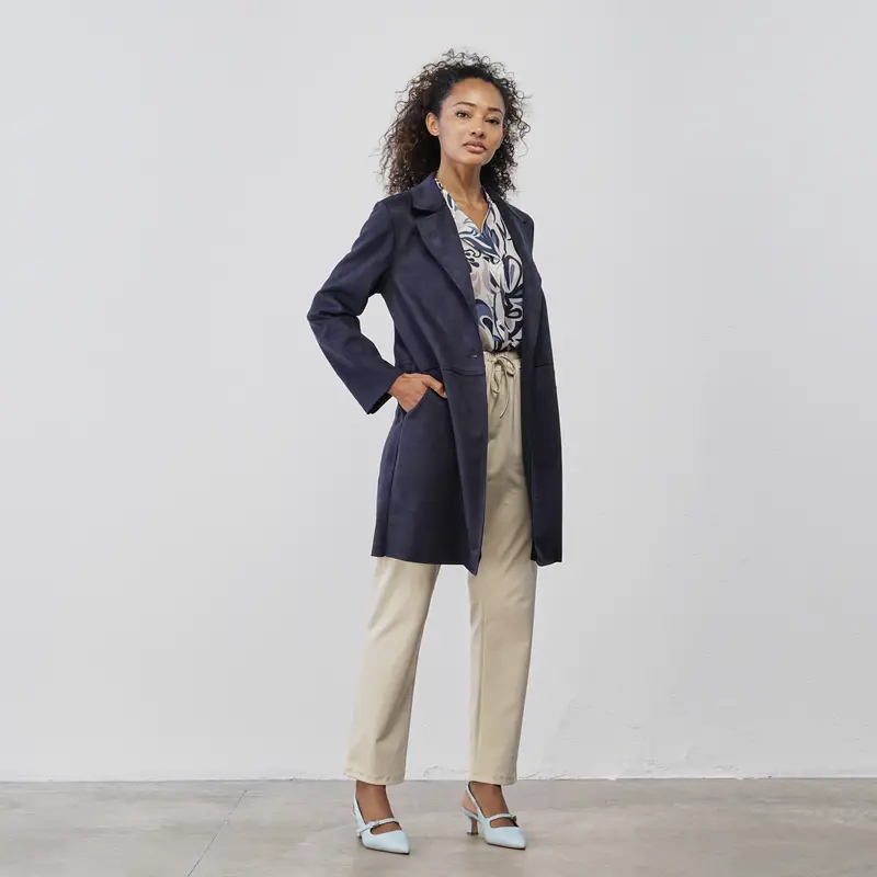 Cappotto leggero blu con tasche