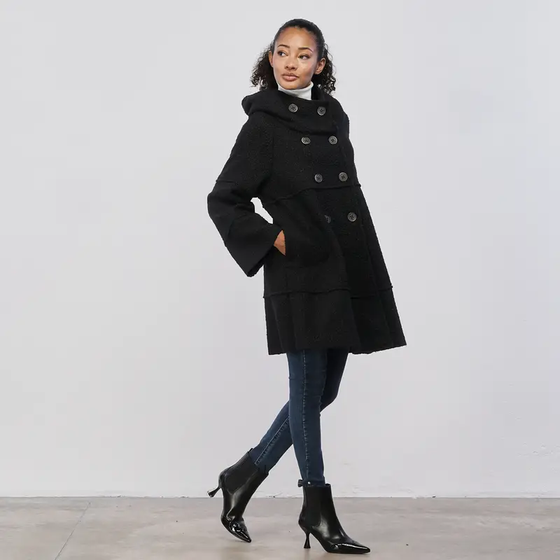 Cappotto scampanato doppiopetto nero da donna in tessuto bouclè