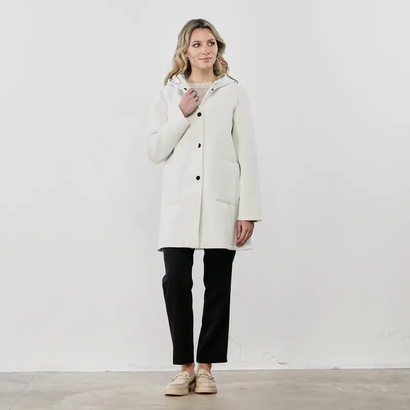 Giacca bianca con tasche in tessuto tecnico