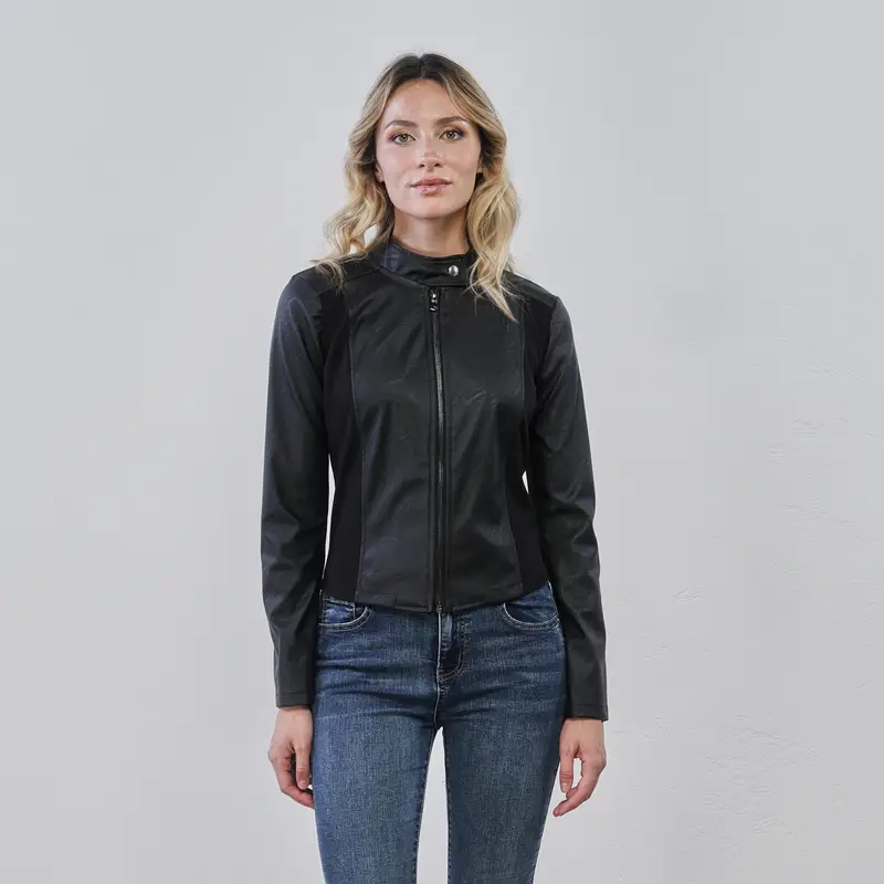 Giacca corta nera in simil pelle da donna con zip