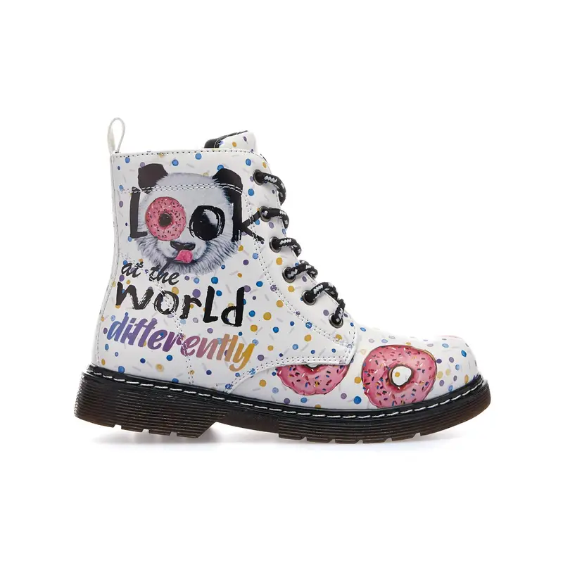 Anfibi bianchi con disegni