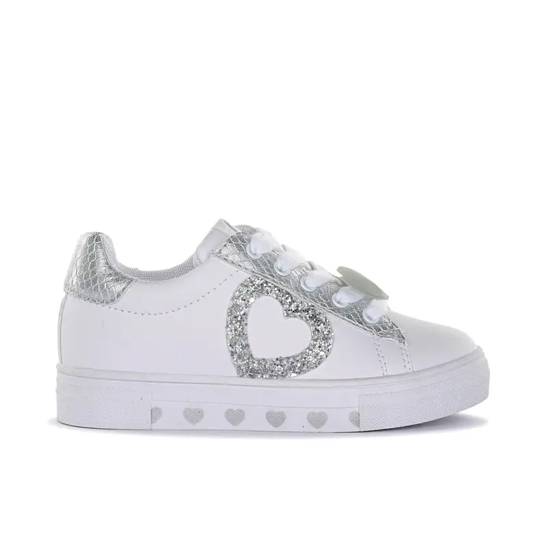 Sneakers bianche e argento da bimba con glitter e cuore