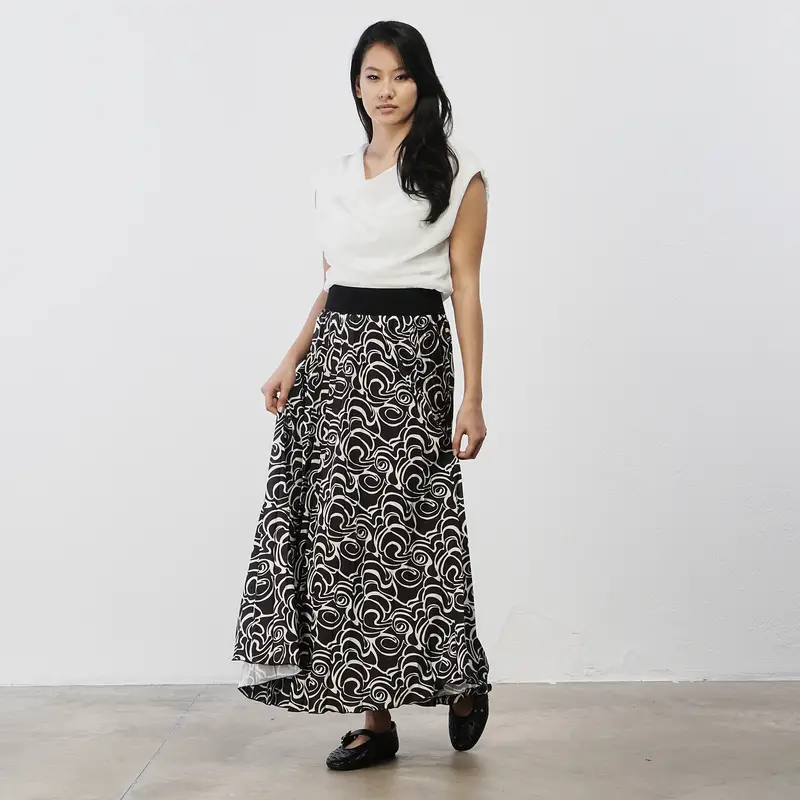 Gonna lunga nera e bianca fanstasia geometrica da donna con fascia elasticizzata in vita