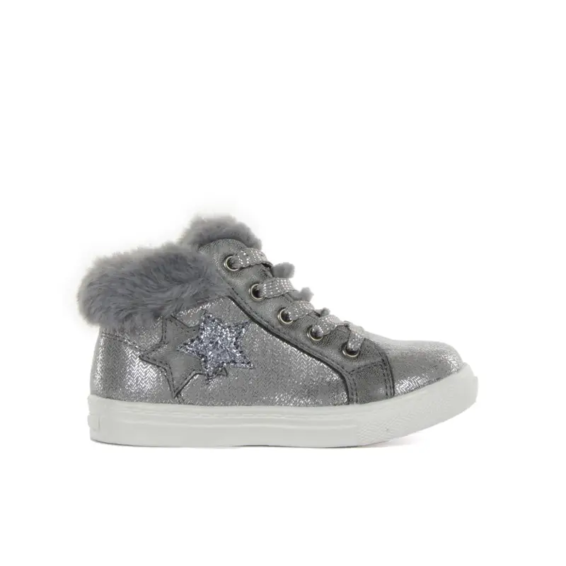 Sneakers argento da bimba con stelle e interno in peluche
