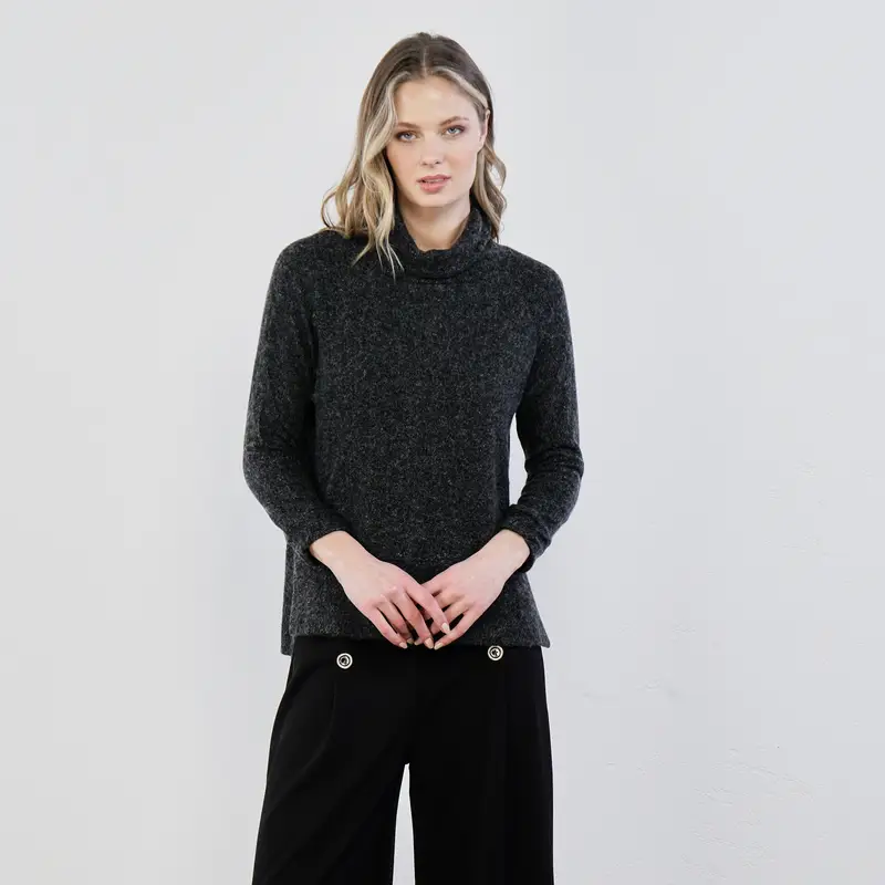 Maglia grigia modello lupetto