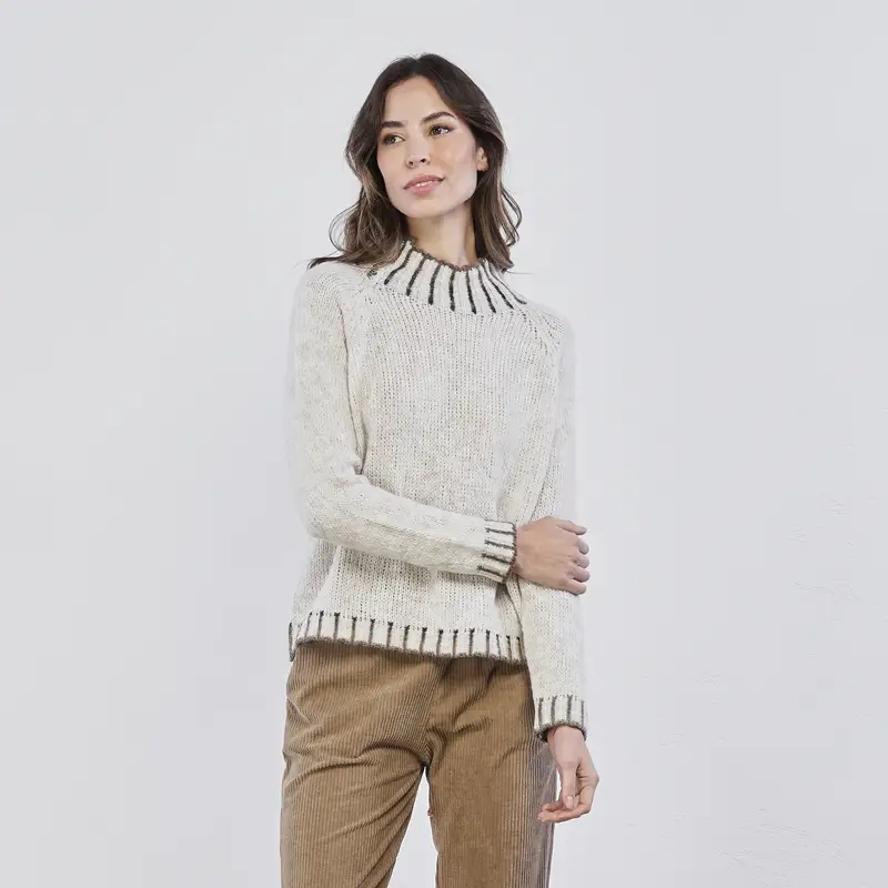 Maglione beige da donna con ricami a contrasto