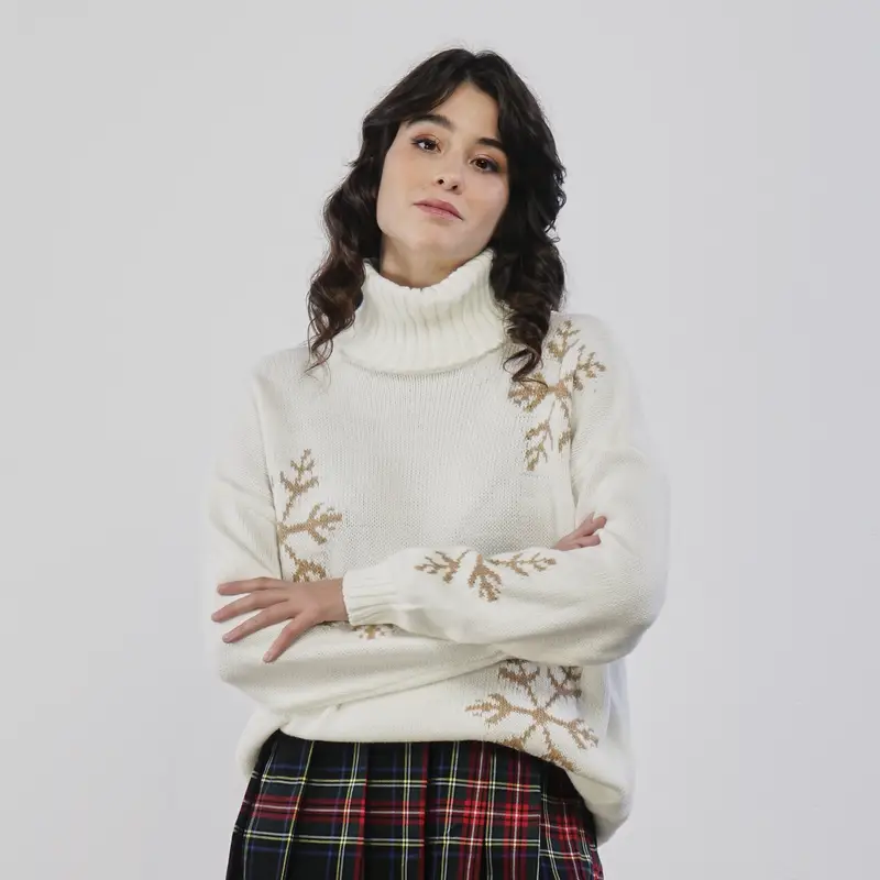 Maglione bianco dolcevita stampa natale