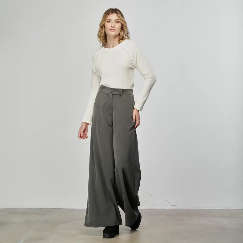 Pantaloni lunghi grigi modello palazzo con bottoni