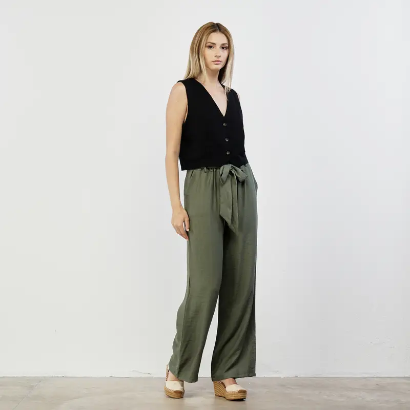 Pantaloni lunghi verdi con fusciacca in vita