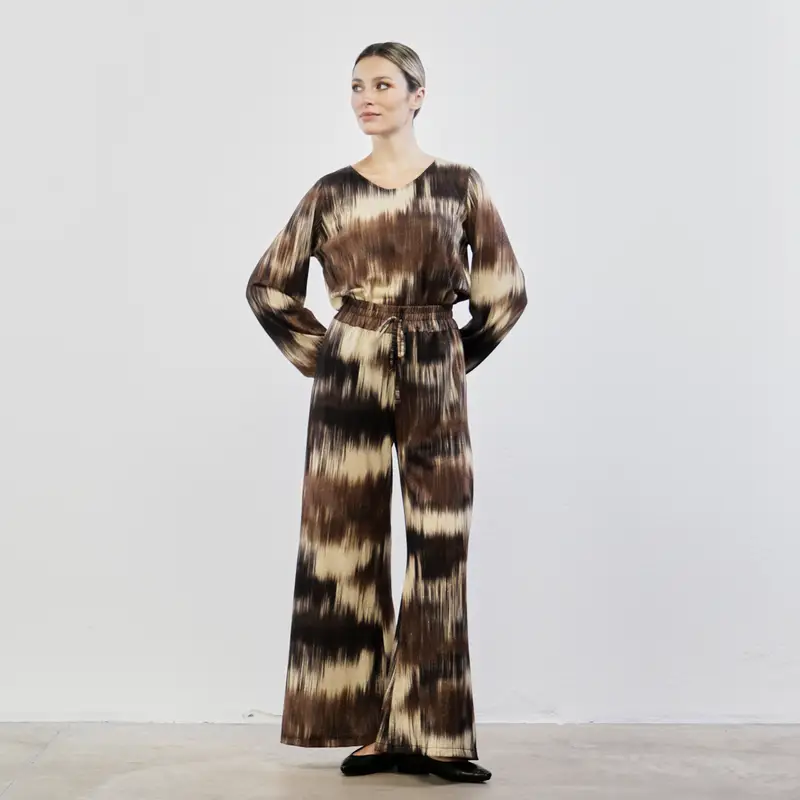 Pantaloni marroni lunghi ampi fantasia sfumata con coulisse in vita