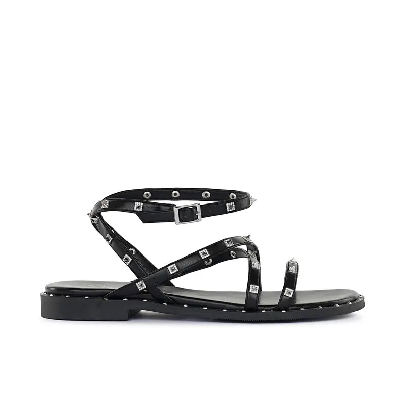Sandali bassi neri da donna con borchie