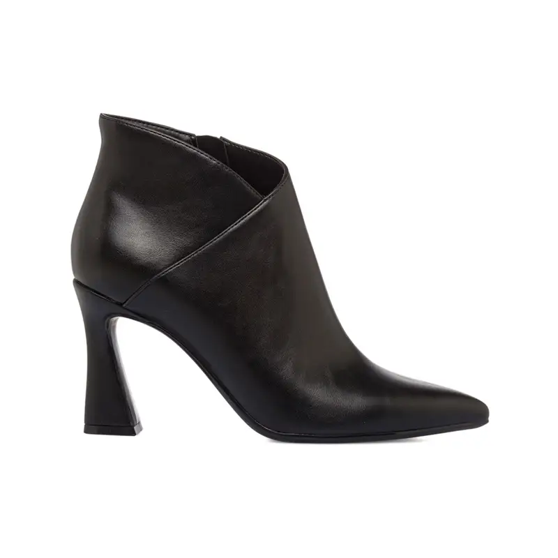 Tronchetti eleganti neri da donna con tacco alto a rocchetto