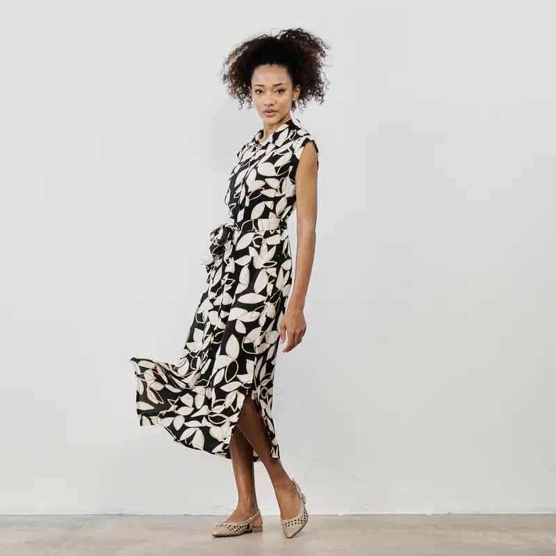 Vestito midi nero e bianco senza maniche con bottoncini e fusciacca