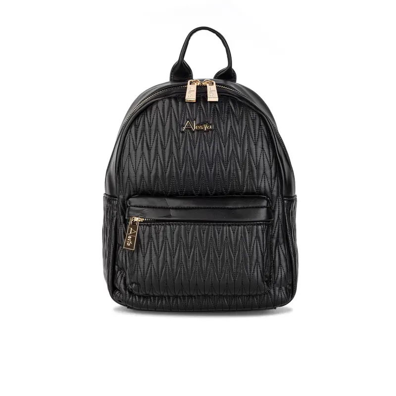 Zainetto nero con cuciture e tasca con zip