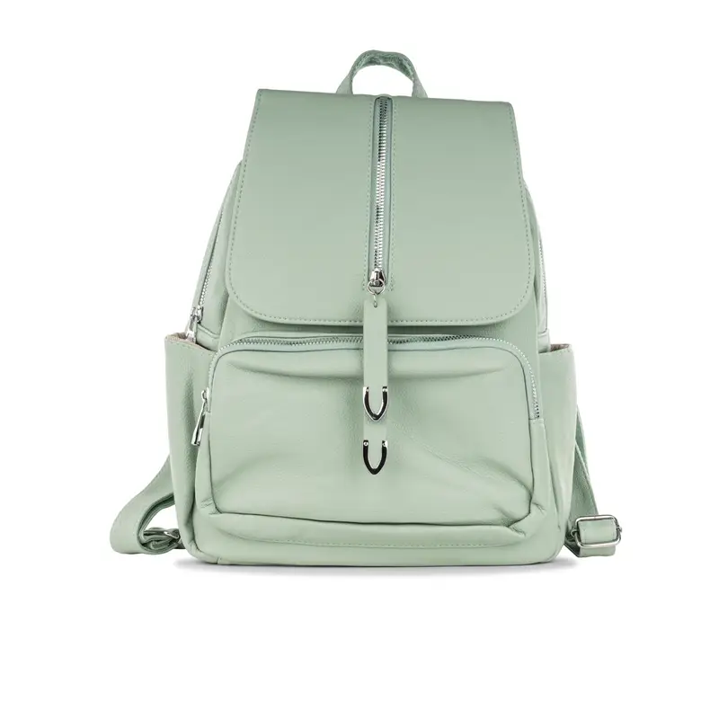 Zaino verde da donna con tascone frontale e zip