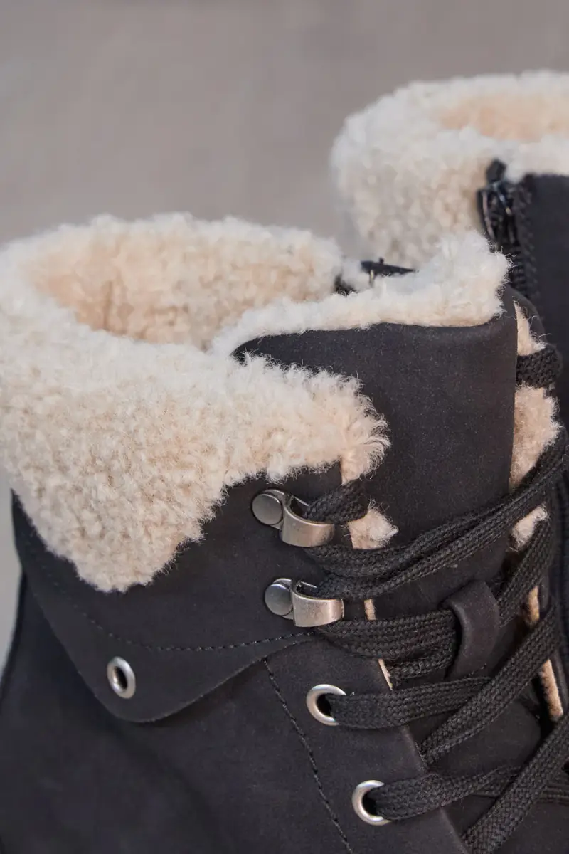 Anfibi neri con interno caldo e suola carrarmato Altemberg 5 [NERO] miniatura 3