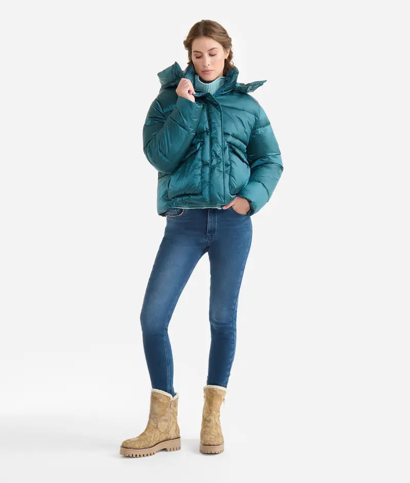 Bomber imbottito in nylon lucido Pavone