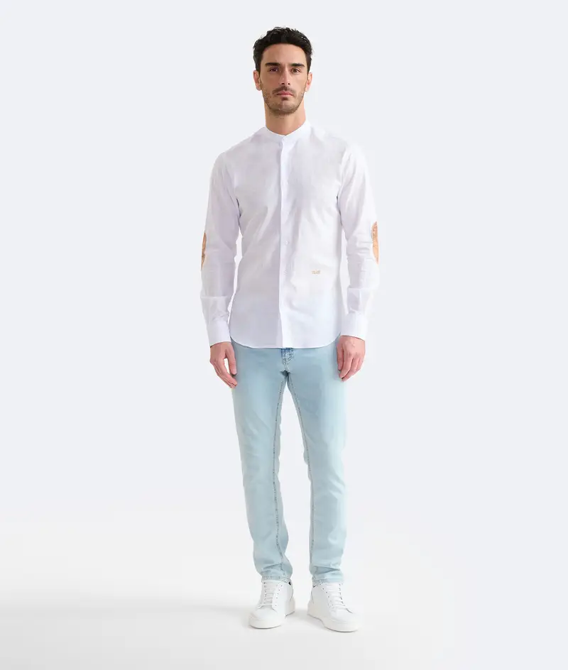 Camicia coreana in lino e cotone con toppe Bianca