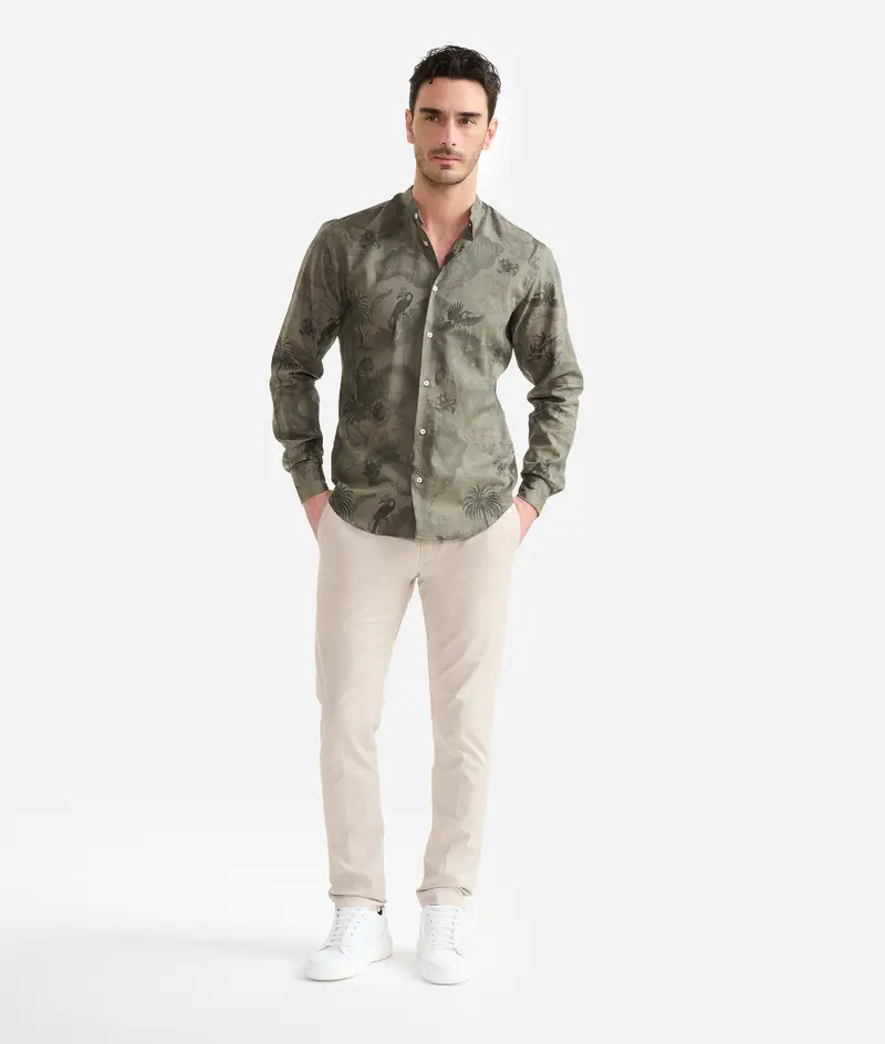 Camicia coreana in lino e cotone Geo Tropical Verde Palma