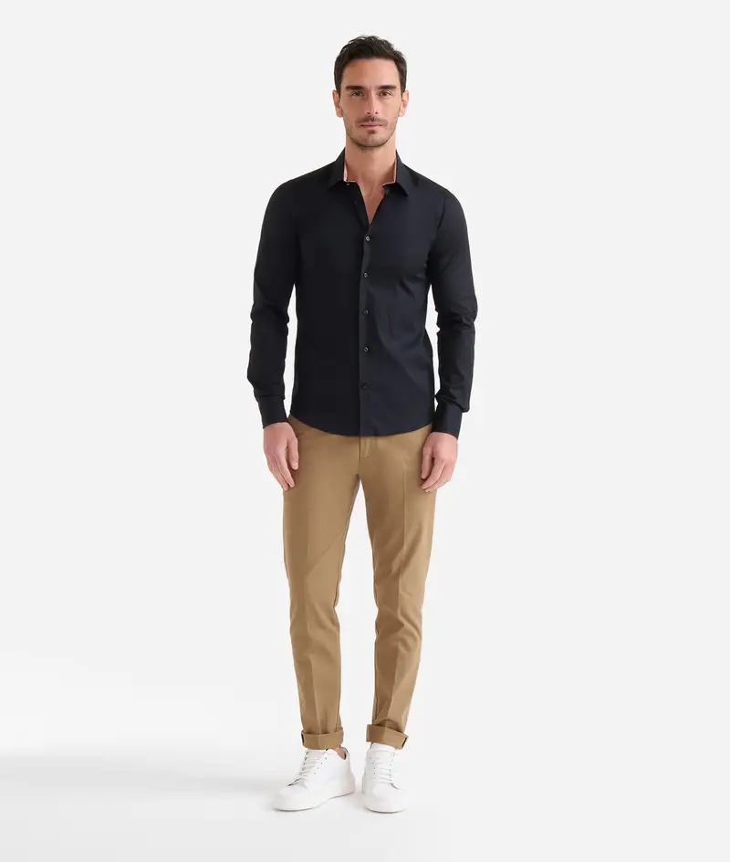 Camicia super slim in cotone stretch con polsini Geo Classic Nera