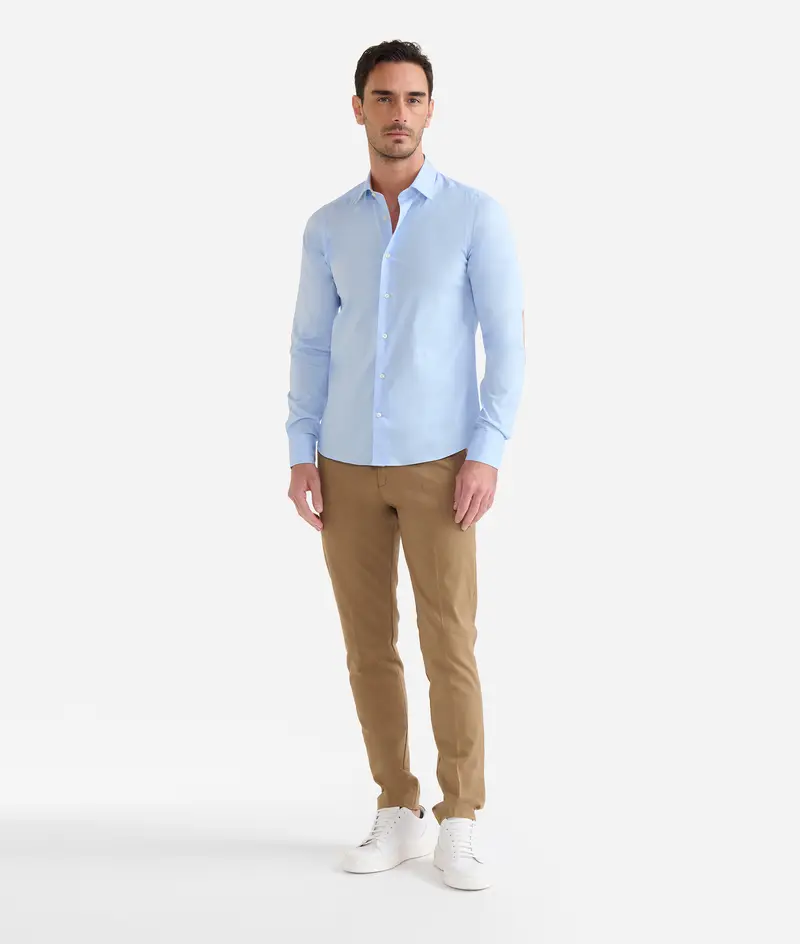 Camicia super slim in cotone stretch con toppe Geo Classic Azzurra