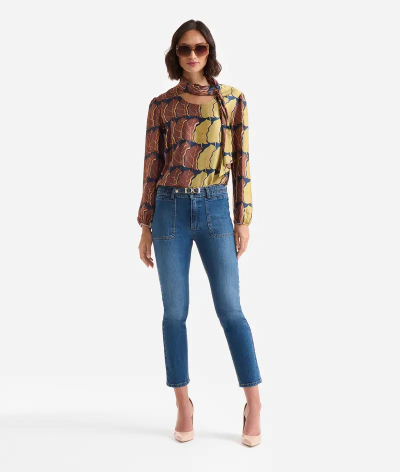 Jeans slim in denim stretch con gioiello 1C Blu Stone